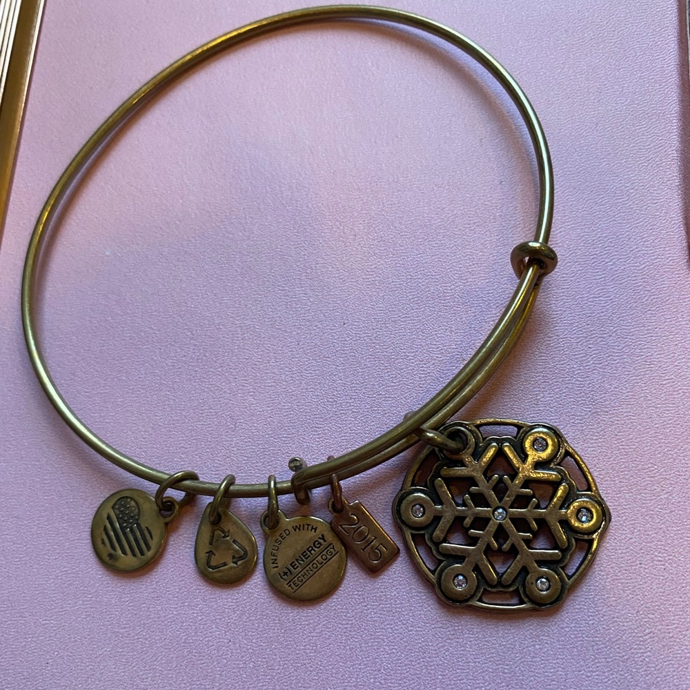 Alex and Ani snowflake bracelet